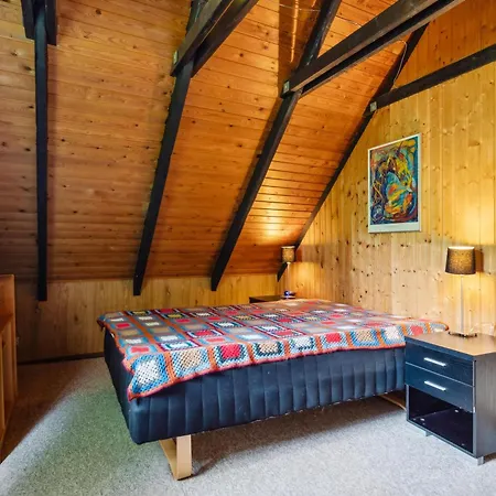 Cosy Two-storey Close To Lyngsbæk Ebeltoft
